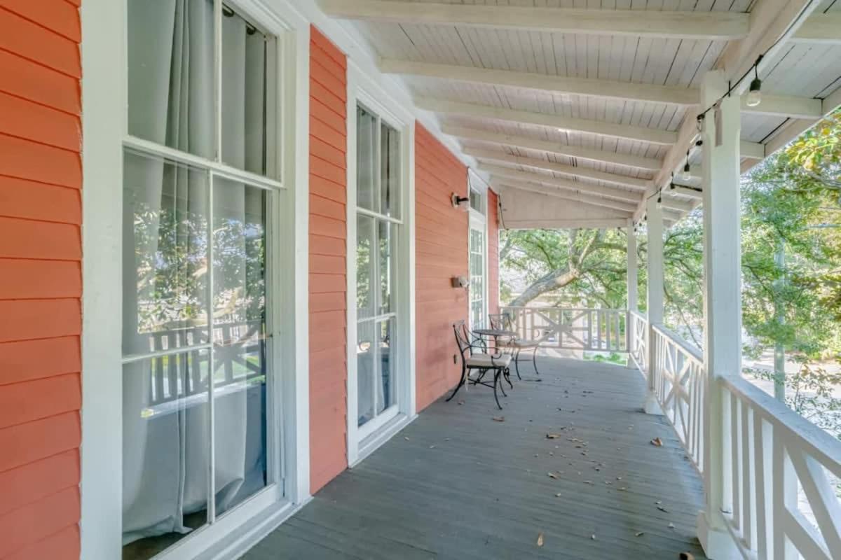 Pretty Peach Palace-Historic, Mins To Downtown Mobile Exterior foto